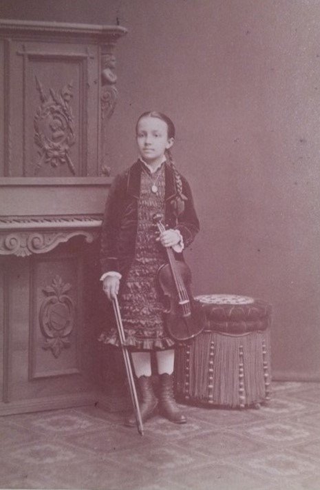 Juliette Folville enfant